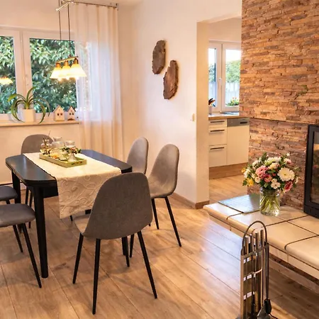 Lorenz' Gartentraum - Emsland Apartment Doerpen